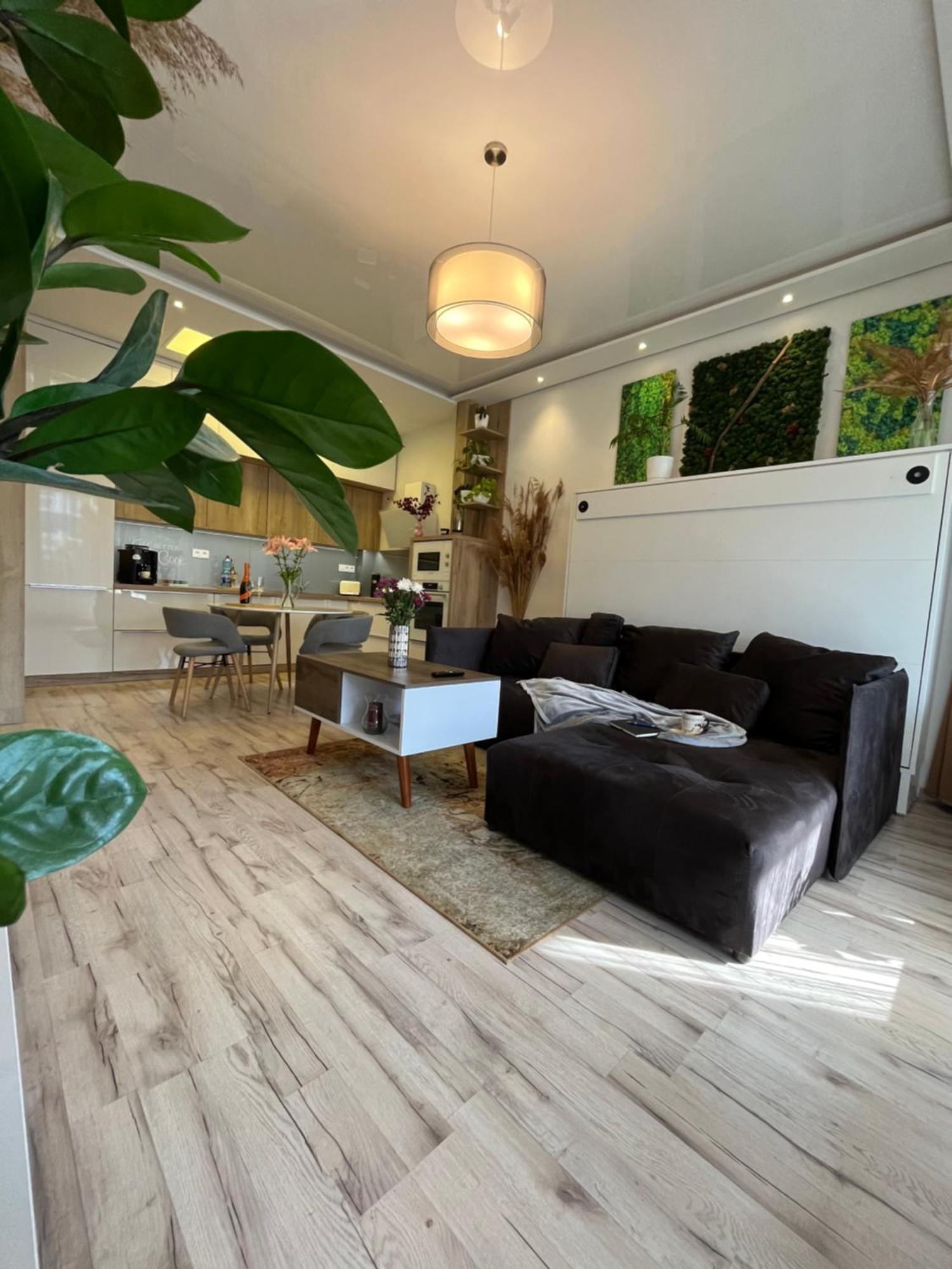 Cozy Apartment Bratislava Exterior photo